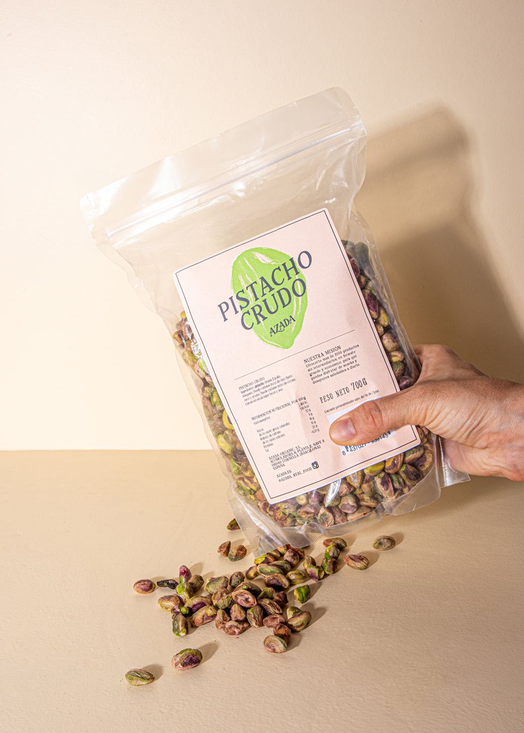 Raw pistachio nuts 700g